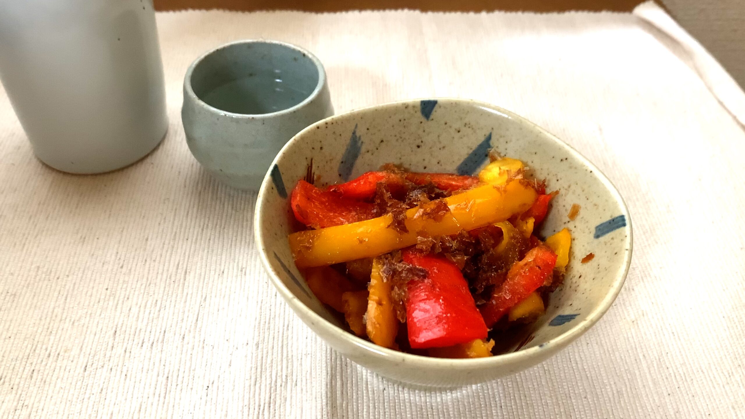 パプリカのおかか和え